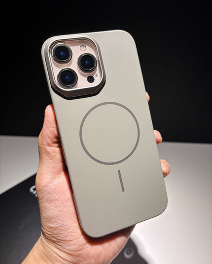 iPhone - Frosted Magsafe Shell Case